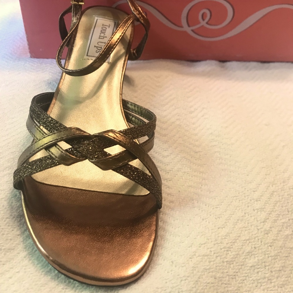 New Ladies 7.5  Melanie Shoes by Touch Ups